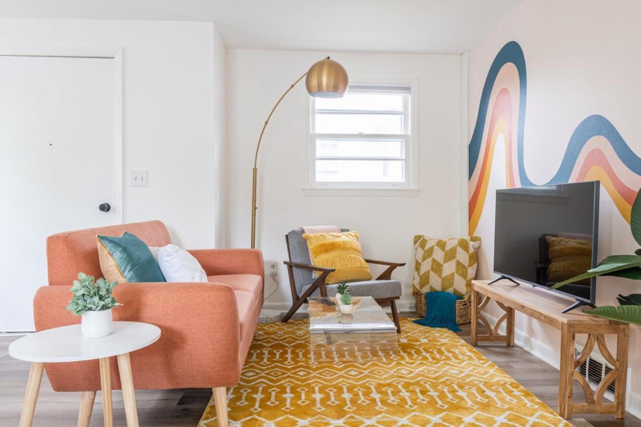 Retro Retreat Renovated 2Br, Desk, No Chore List! Kingston Exterior photo